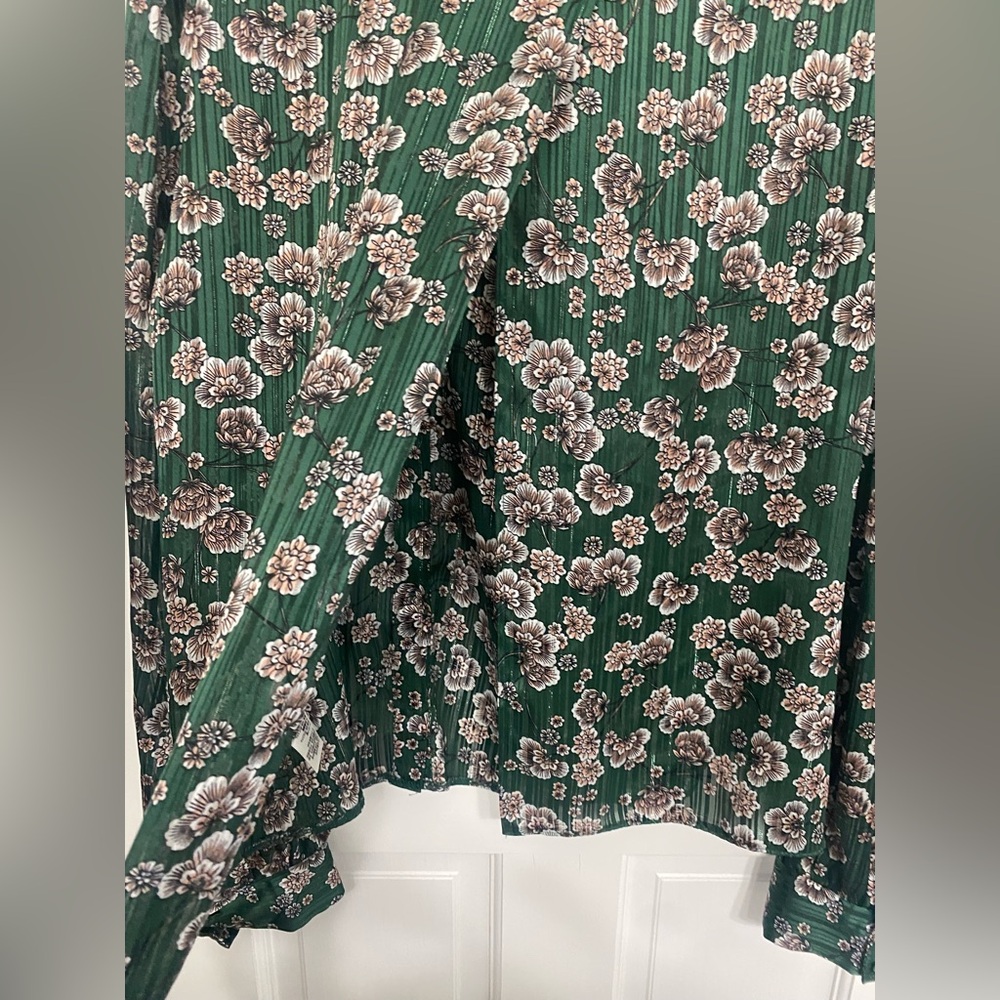 Topshop Floral Metallic Pinstripe Pussybow Blouse - Picture 6 of 7
